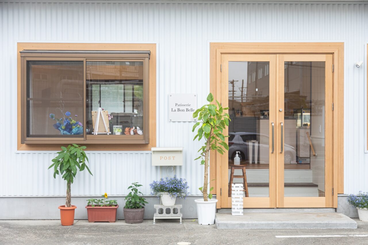パティスリー ラ ボンベル様　店舗リノベーション