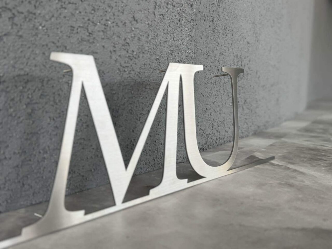 MU　～HAIR　CREATIVE　SALON～